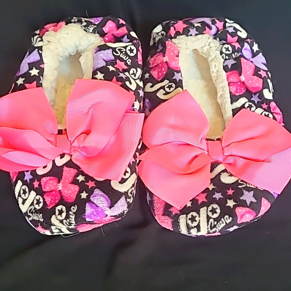 Girls slippers